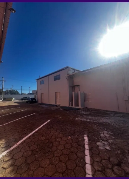 Nosso galpão pronto para você expandir sua empresa, veja esta opção!!!: 7ª foto da galeria de imagens do imóvel
