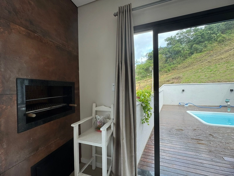 Á venda esta casa ampla com piscina, para grandes momentos em família☺: 8ª foto da galeria de imagens do imóvel