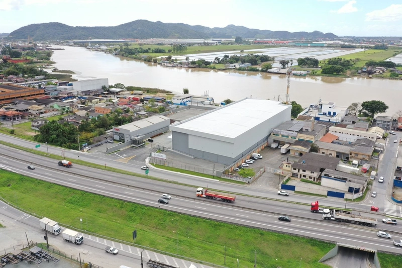 Oportunidade para investir ou montar sua empresa, em Itajaí: 8ª foto da galeria de imagens do imóvel