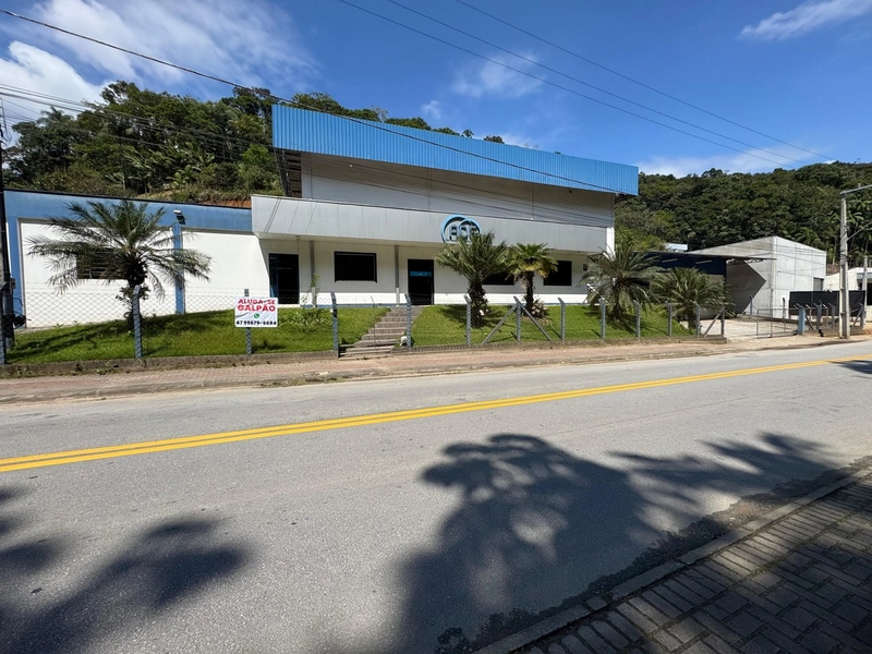 Galpão com excelente infraestrutura para você instalar sua empresa: 1ª foto da galeria de imagens do imóvel