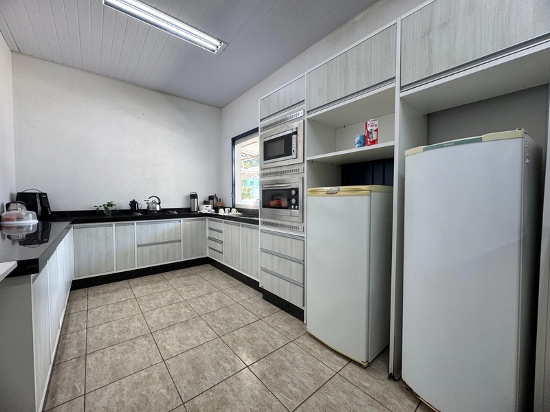 Galpão com excelente infraestrutura para você instalar sua empresa: 31ª foto da galeria de imagens do imóvel