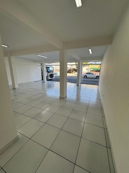 Sala Comercial para Locação no Centro de Brusque!: 3ª foto da galeria de imagens do imóvel