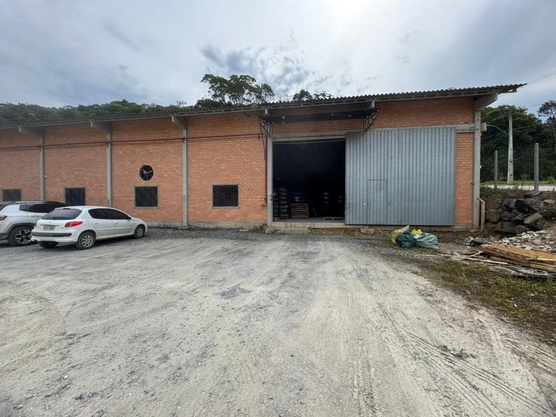 Alugue seu Galpão CONOSCO, como este de 500m² na cidade de Guabiruba.: 4ª foto da galeria de imagens do imóvel