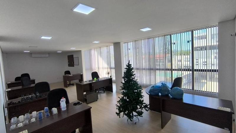 Veja esta sala comercial com 2 pavimentos,com habite-se: 13ª foto da galeria de imagens do imóvel