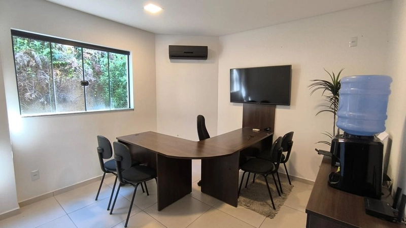 Veja esta sala comercial com 2 pavimentos,com habite-se: 6ª foto da galeria de imagens do imóvel