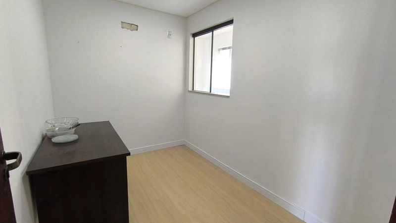 Veja esta sala comercial com 2 pavimentos,com habite-se: 5ª foto da galeria de imagens do imóvel