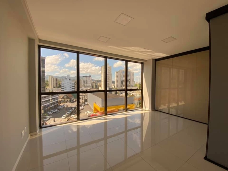 Sala Comercial para locação no Edifício Bronze no Centro de Brusque: 9ª foto da galeria de imagens do imóvel