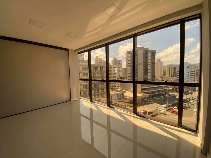 Sala Comercial para locação no Edifício Bronze no Centro de Brusque: 6ª foto da galeria de imagens do imóvel