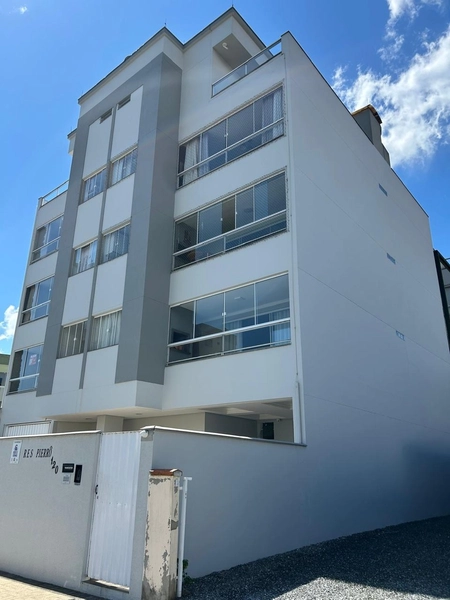Venha morar no bairro Santa Teresinha,neste lindo apartamento 83m²