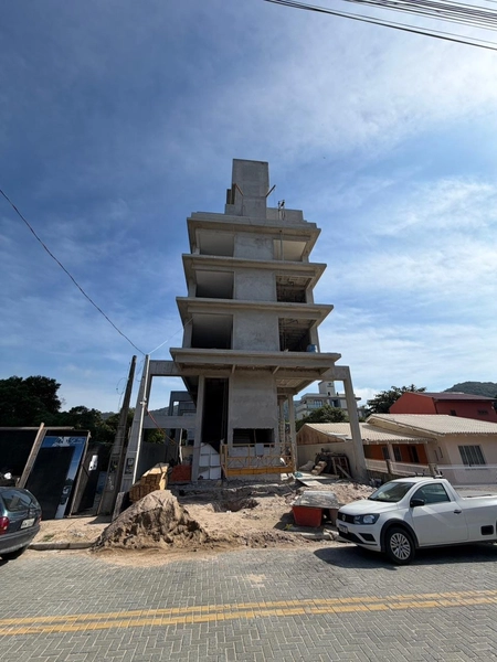 Apartamento em Bombinhas,a  280m² da praia (mar de fora): 4ª foto da galeria de imagens do imóvel