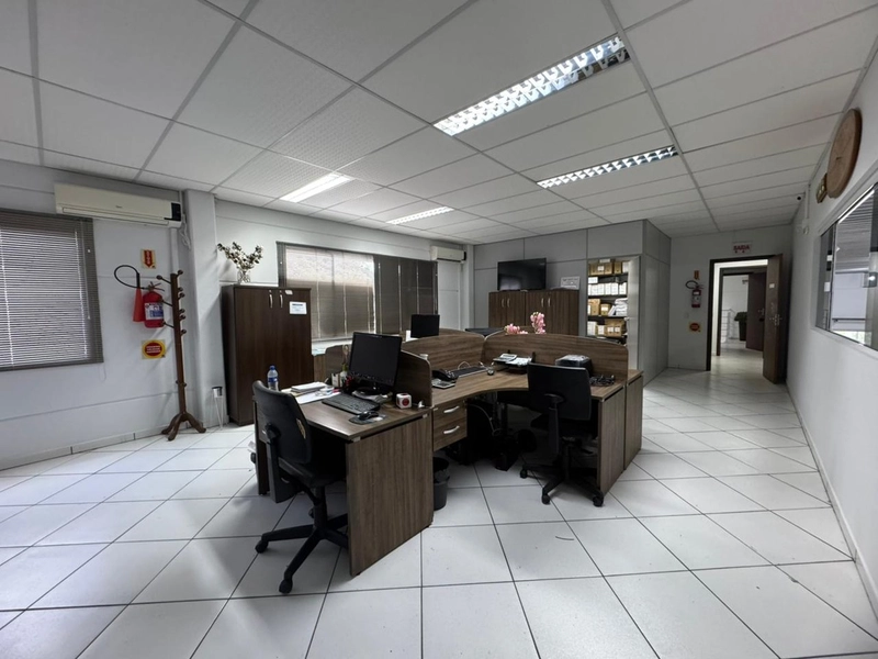 1233m² para você instalar sua empresa,alugue conosco sem burocracia: 23ª foto da galeria de imagens do imóvel