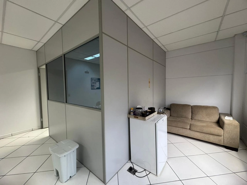 1233m² para você instalar sua empresa,alugue conosco sem burocracia: 24ª foto da galeria de imagens do imóvel