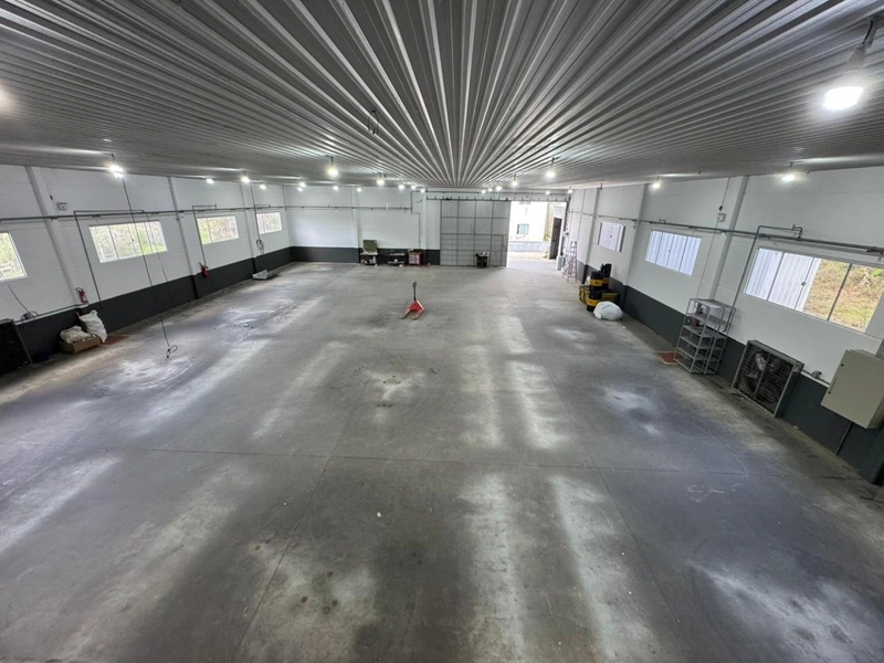 1233m² para você instalar sua empresa,alugue conosco sem burocracia: 5ª foto da galeria de imagens do imóvel