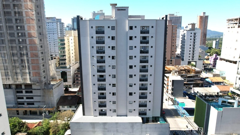 Apartamento decorado e mobiliado á venda Meia Praia-Itapema-SC: 6ª foto da galeria de imagens do imóvel