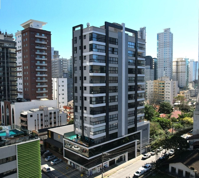 Apartamento decorado e mobiliado á venda Meia Praia-Itapema-SC