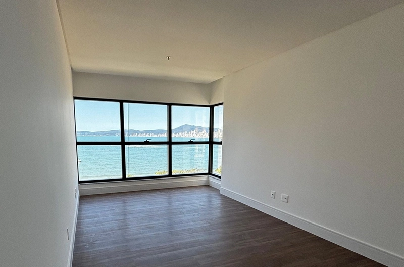 Conforto, privacidade e mar como protagonista: 33ª foto da galeria de imagens do imóvel