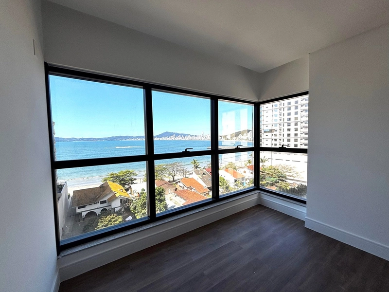 Conforto, privacidade e mar como protagonista: 34ª foto da galeria de imagens do imóvel