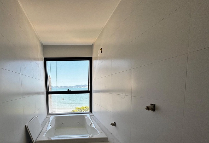 Conforto, privacidade e mar como protagonista: 35ª foto da galeria de imagens do imóvel