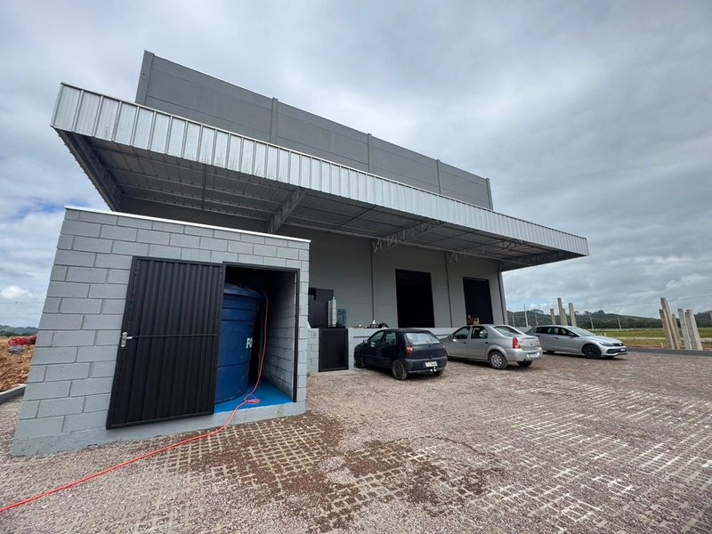 Imperdível esse Galpão com área total de  1.121,75m²,locação em Itajaí: 5ª foto da galeria de imagens do imóvel