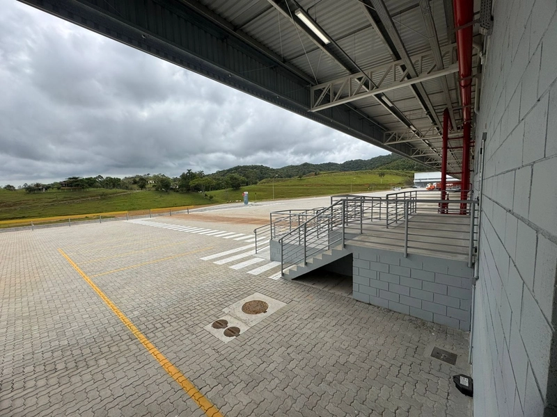 Galpão logístico,pé direito 12 m direito livre com alta segurança!: 5ª foto da galeria de imagens do imóvel