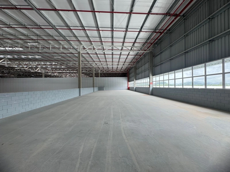 Galpão logístico,pé direito 12 m direito livre com alta segurança!: 9ª foto da galeria de imagens do imóvel