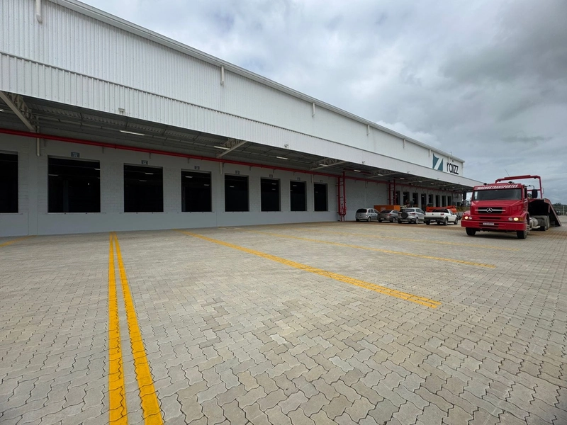 Galpão logístico,pé direito 12 m direito livre com alta segurança!