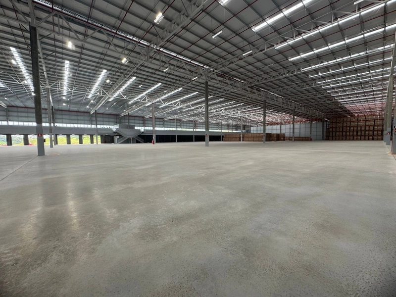 Galpão logístico,pé direito 12 m direito livre com alta segurança!: 15ª foto da galeria de imagens do imóvel