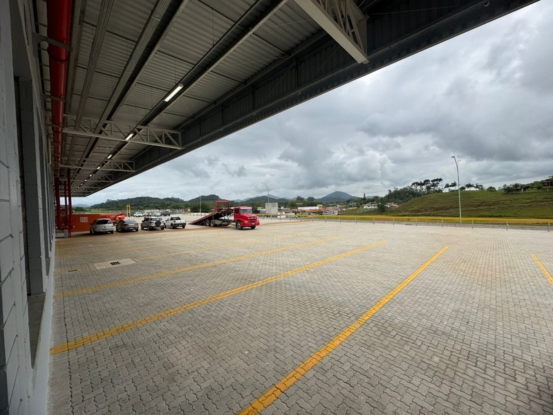 Galpão logístico,pé direito 12 m direito livre com alta segurança!: 4ª foto da galeria de imagens do imóvel