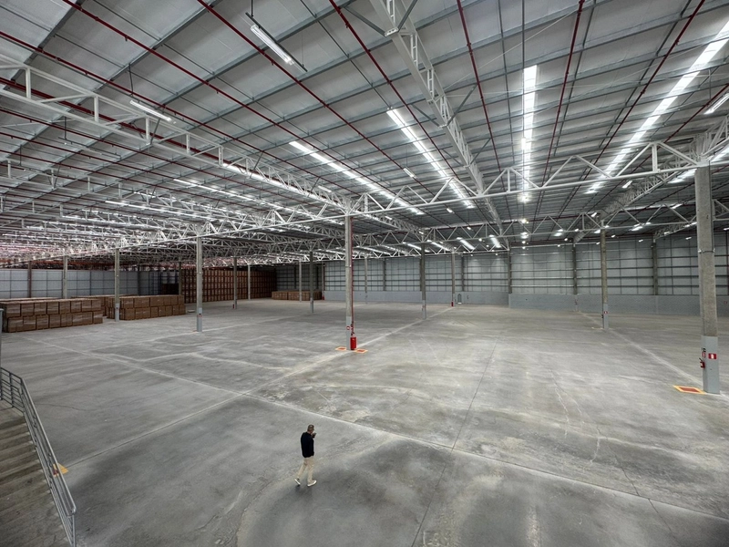 Galpão logístico,pé direito 12 m direito livre com alta segurança!: 13ª foto da galeria de imagens do imóvel