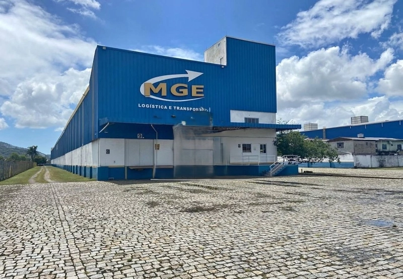 Galpão com excelente operação logistica em Itajaí às margens BR-101