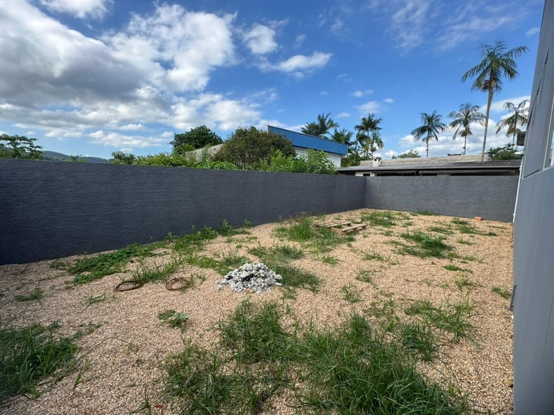 Galpão em excelente localização,com fluxo de pessoas,veja esta opção:: 5ª foto da galeria de imagens do imóvel