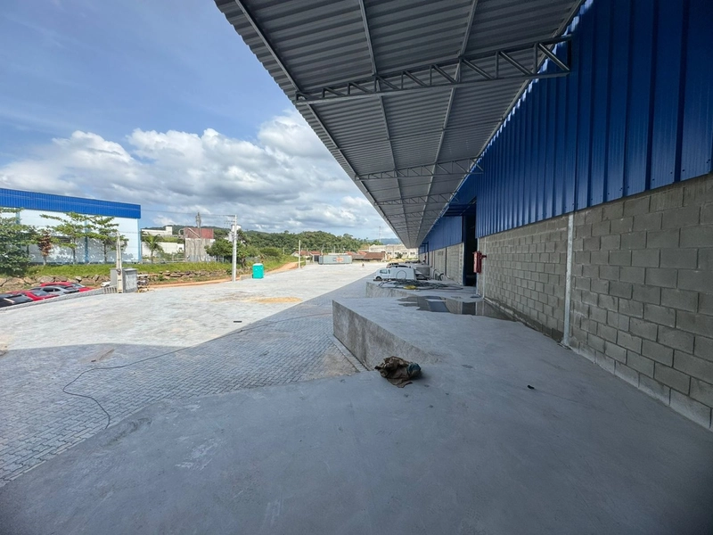 COMPLEXO DE GALPÕES COMERCIAIS, INDUSTRIAIS E LOGÍSTICOS: 2ª foto da galeria de imagens do imóvel