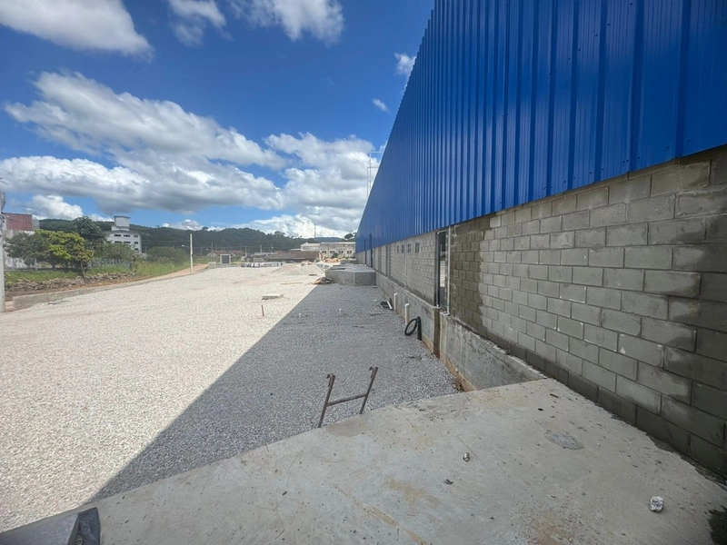 Galpão em localização estratégica,logística facilitada em Brusque: 3ª foto da galeria de imagens do imóvel