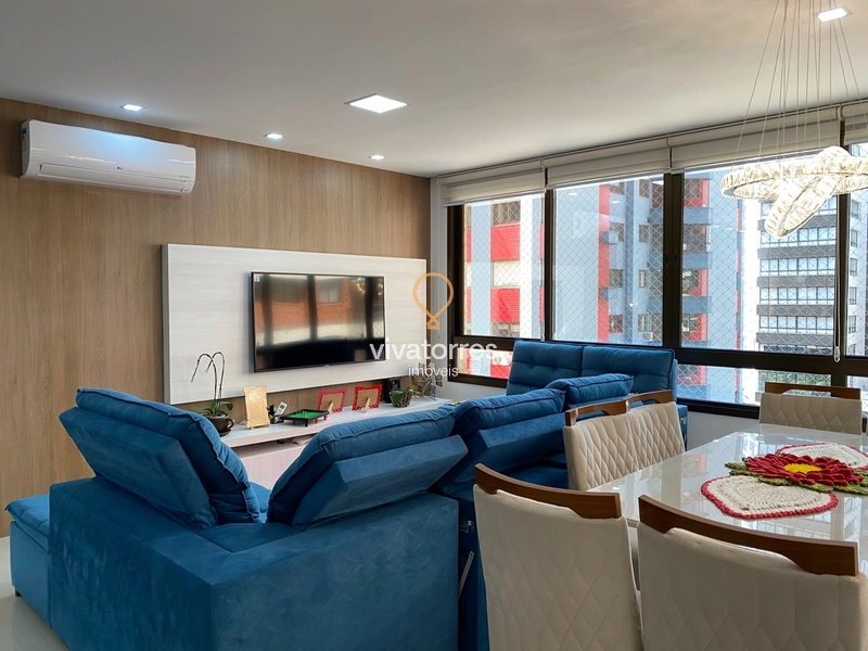 Apartamento de 2 suítes à venda ao lado das Quatro Praças em Torres: 1ª foto da galeria de imagens do imóvel