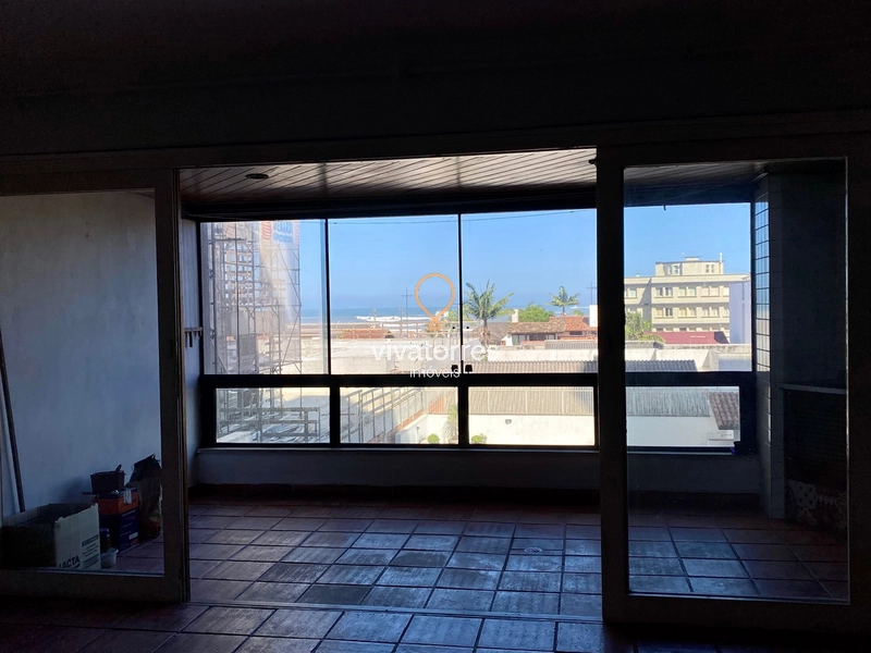 Apartamento de 3 dormitórios com suíte próximo do mar: 1ª foto da galeria de imagens do imóvel
