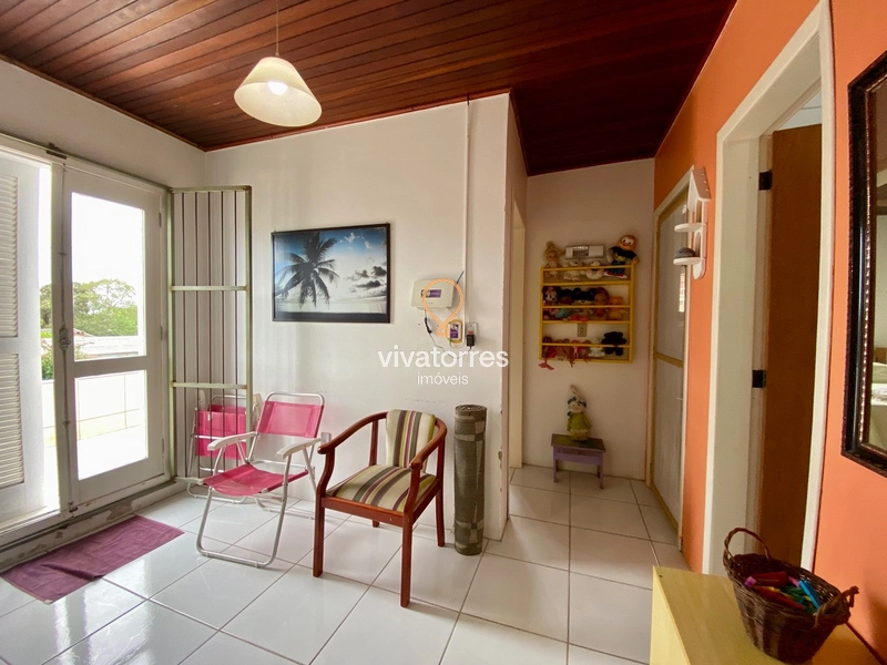 Casa com 4 dormitórios sendo 1 suíte situada na Praia da Cal: 18ª foto da galeria de imagens do imóvel