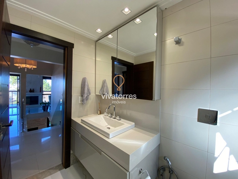 Casa de 4 dormitórios com suíte master à venda em Torres: 34ª foto da galeria de imagens do imóvel