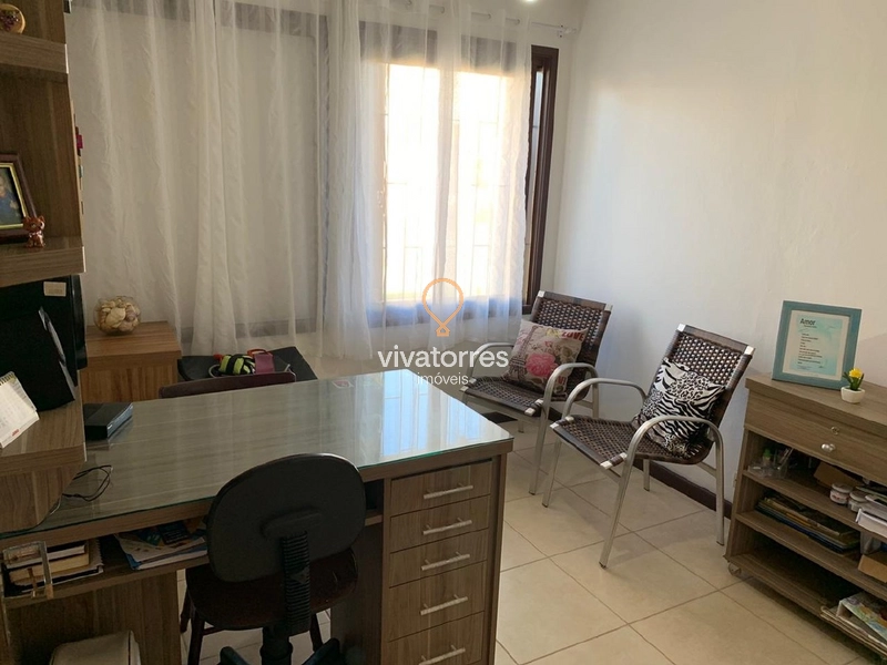 Casa com 5 dormitórios a uma quadra do mar: 14ª foto da galeria de imagens do imóvel