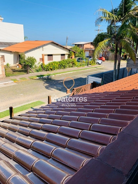 Casa com 5 dormitórios a uma quadra do mar: 23ª foto da galeria de imagens do imóvel
