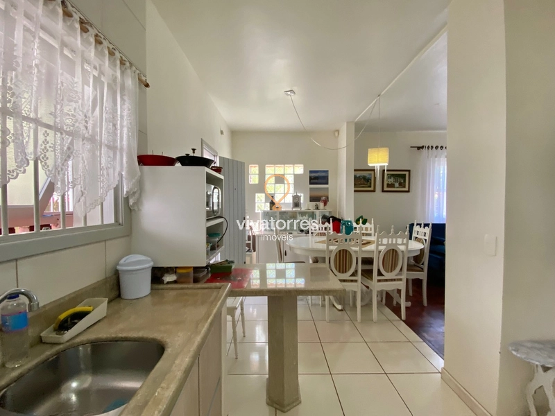 Casa a 2 quadras da praia em Torres: 13ª foto da galeria de imagens do imóvel