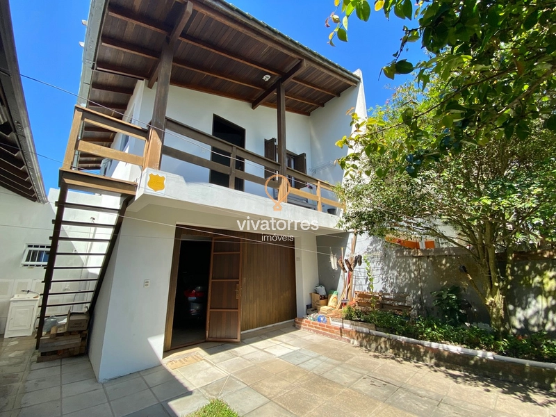 Casa a 2 quadras da praia em Torres: 17ª foto da galeria de imagens do imóvel