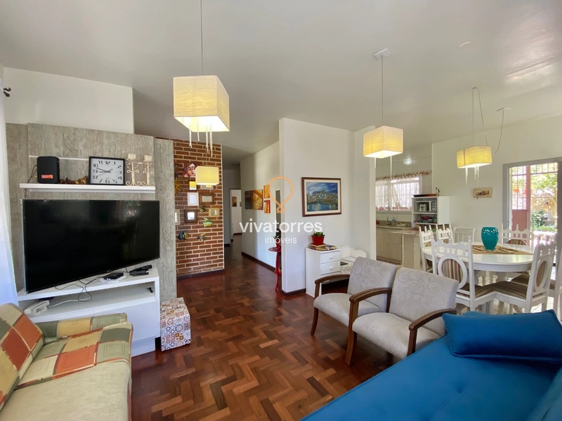 Casa a 2 quadras da praia em Torres: 9ª foto da galeria de imagens do imóvel