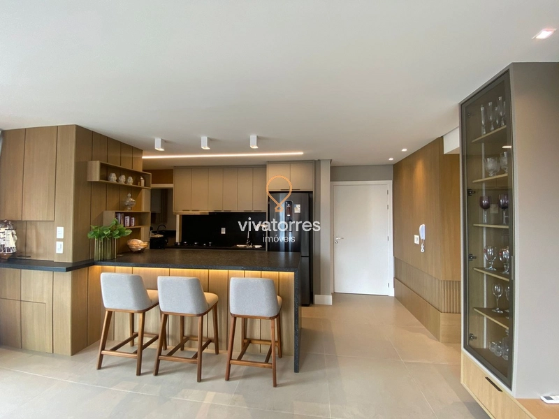 Apartamento 3 dormitórios no Centro