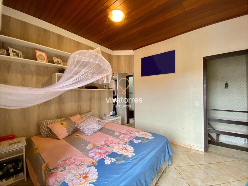 Casa de 4 dormitórios com suíte e piscina: 29ª foto da galeria de imagens do imóvel