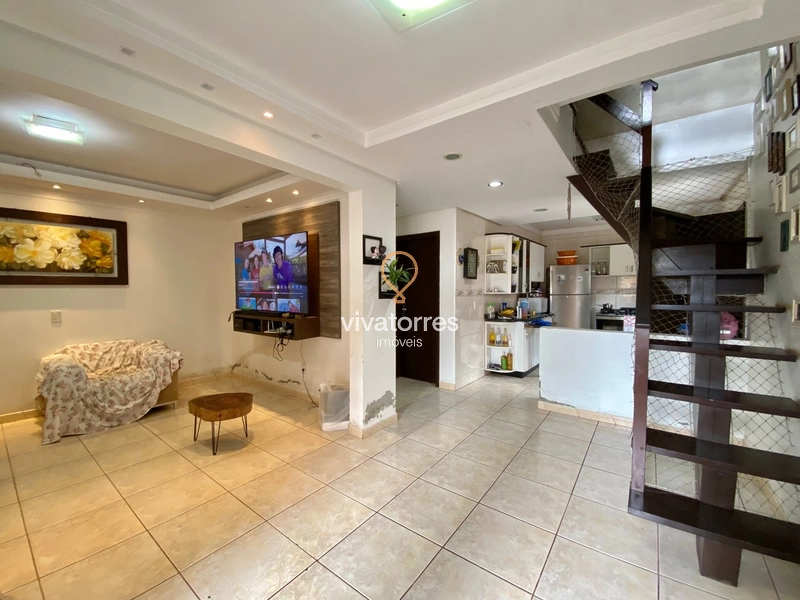 Casa de 4 dormitórios com suíte e piscina: 14ª foto da galeria de imagens do imóvel