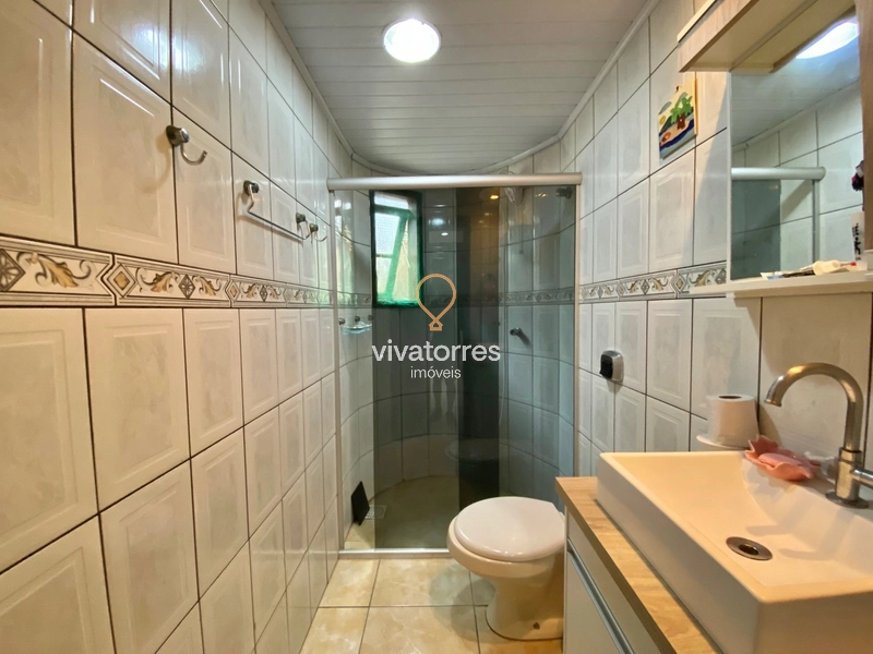 Casa de 4 dormitórios com suíte e piscina: 16ª foto da galeria de imagens do imóvel
