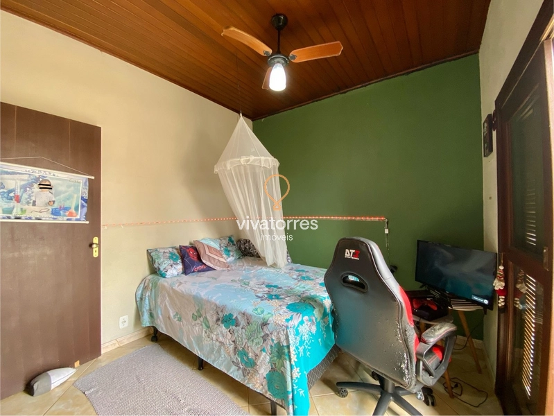 Casa de 4 dormitórios com suíte e piscina: 24ª foto da galeria de imagens do imóvel