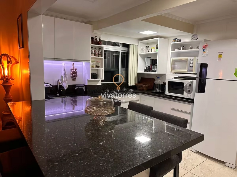 Apartamento Mobiliado -Torres RS-: 1ª foto da galeria de imagens do imóvel
