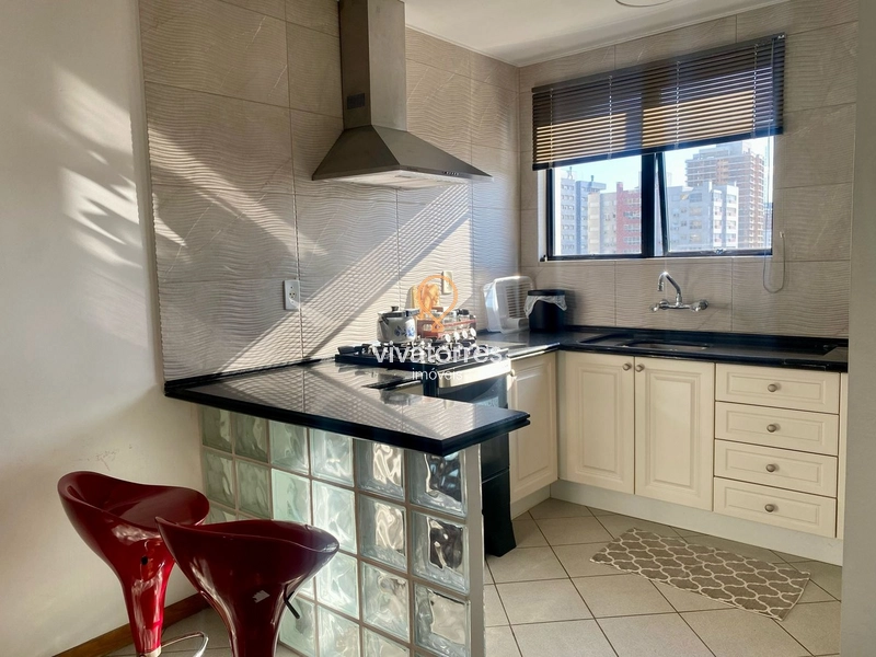 Apartamento no centro- Torres RS-: 1ª foto da galeria de imagens do imóvel