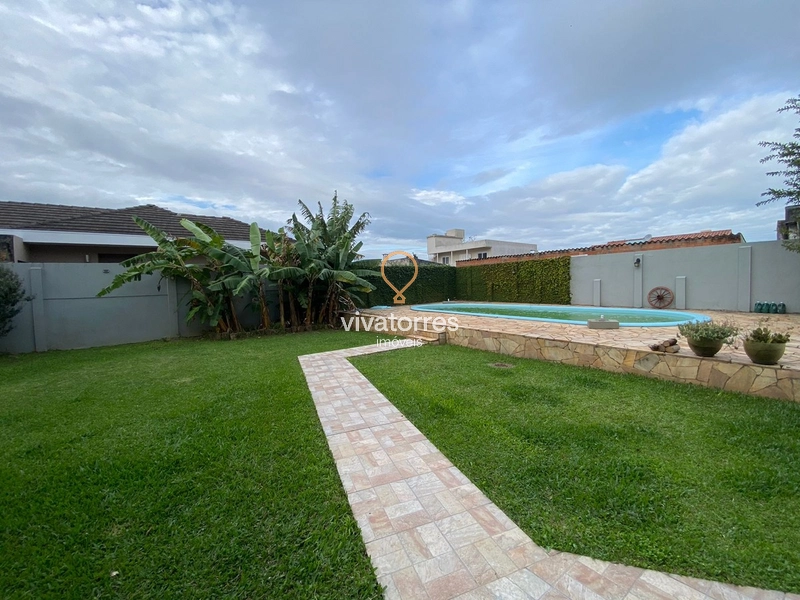 Casa 4 dormitórios- Torres-: 23ª foto da galeria de imagens do imóvel
